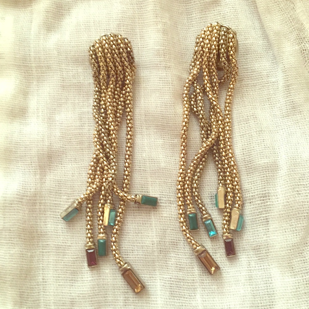 BCBG SWAROVSKI EARRINGS